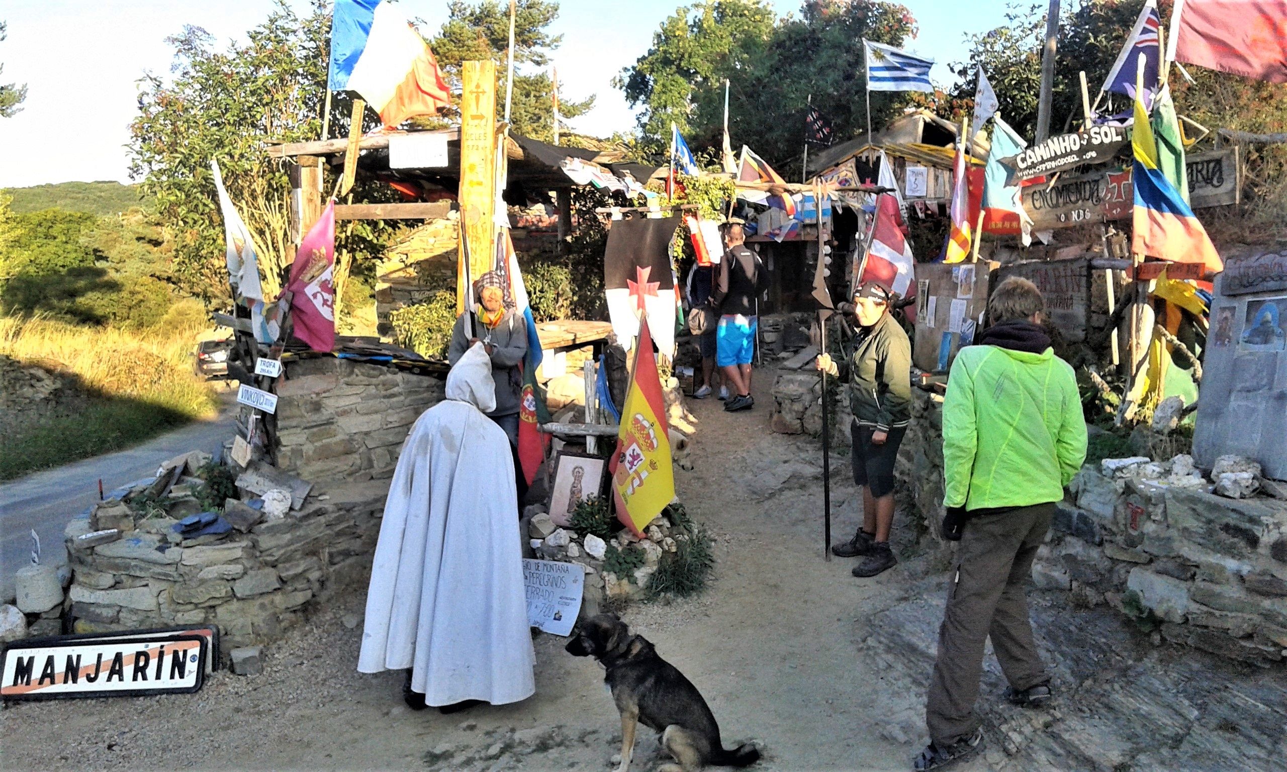 211 Imagaenes de Tomas rezando.jpg