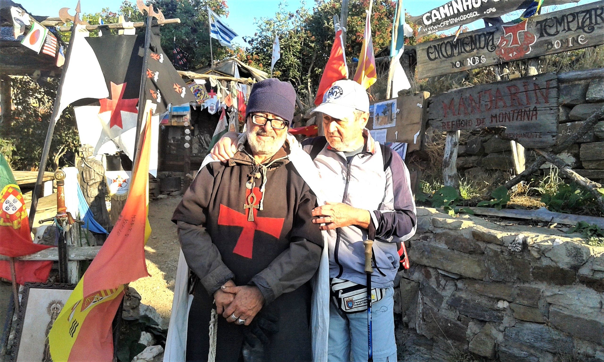 220 Con el,despues del rezo.jpg